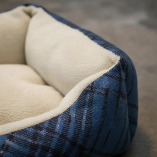 Cama Dmc Cozy Pet Extra Comfort Para Mascotas Con Estampado Azul Marino Azul/plata