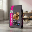 Alimento Eukanuba Adult Small Breed Para Perro Adulto De Raza Pequeña Sabor Mix De 6.8 Kg