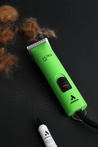 Máquina De Estetica Canina Cortar Pelo A Perros Andis Agc 2 · Verde lima