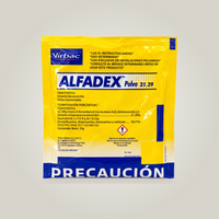 Alfadex Virbac Polvo 21.29, sobre completo de 25 g en fondo neutro de estudio