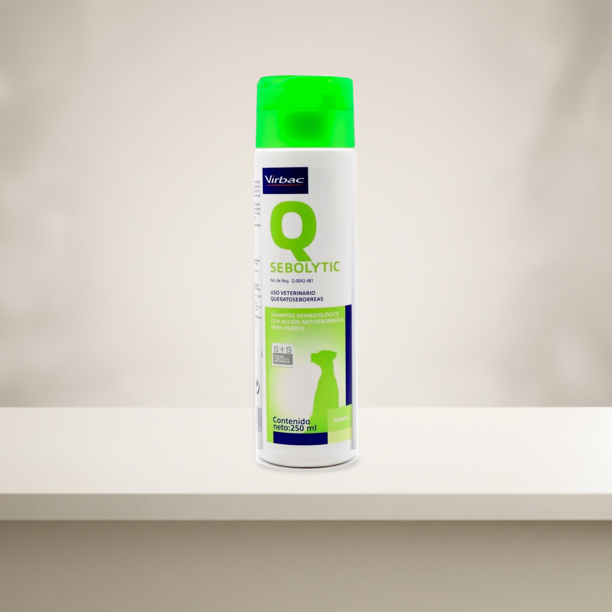 Virbac Sebolytic Shampoo Dermatologico Perros 250 ml — presentación completa en ambiente neutro