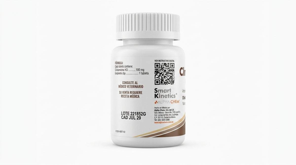 Clindamicina Alpha Chem 100 mg, frasco con 100 tabletas — vista lateral y fórmula