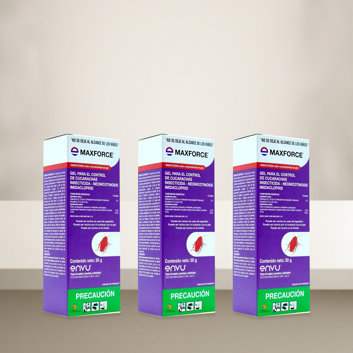 Maxforce Gel Envu 30 g, tres piezas completas sobre fondo de estudio.